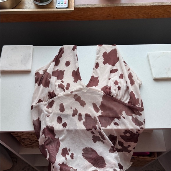 Halter top - Picture 2 of 4